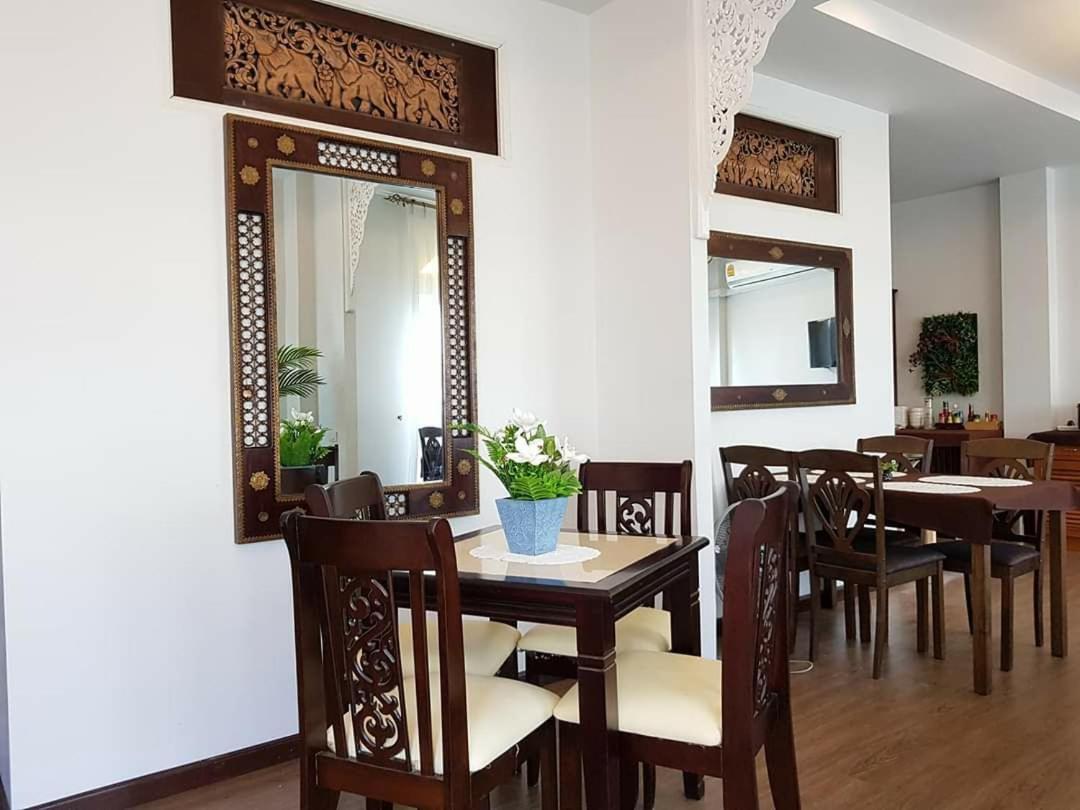Hotel The Velvet Orchid à Chiang Mai Extérieur photo